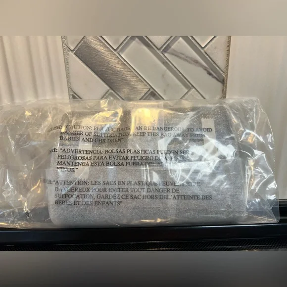 NIP Kate Spade Medium Black Compact Bifold Madison Wallet - Picture 4 of 8